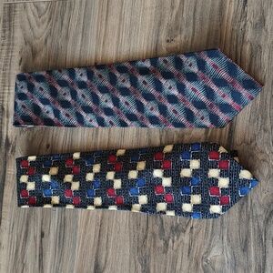EUC Pair of silk ties